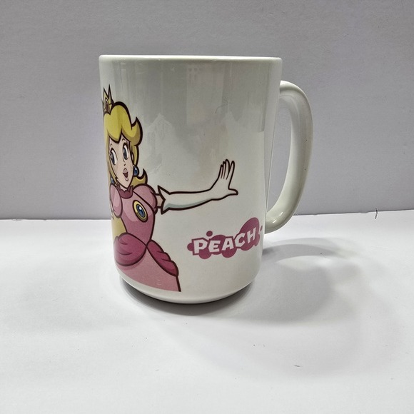 Nintendo Vintage Princess‎ Peach Mug 16 oz white pink 4.50" tall - Picture 1 of 8